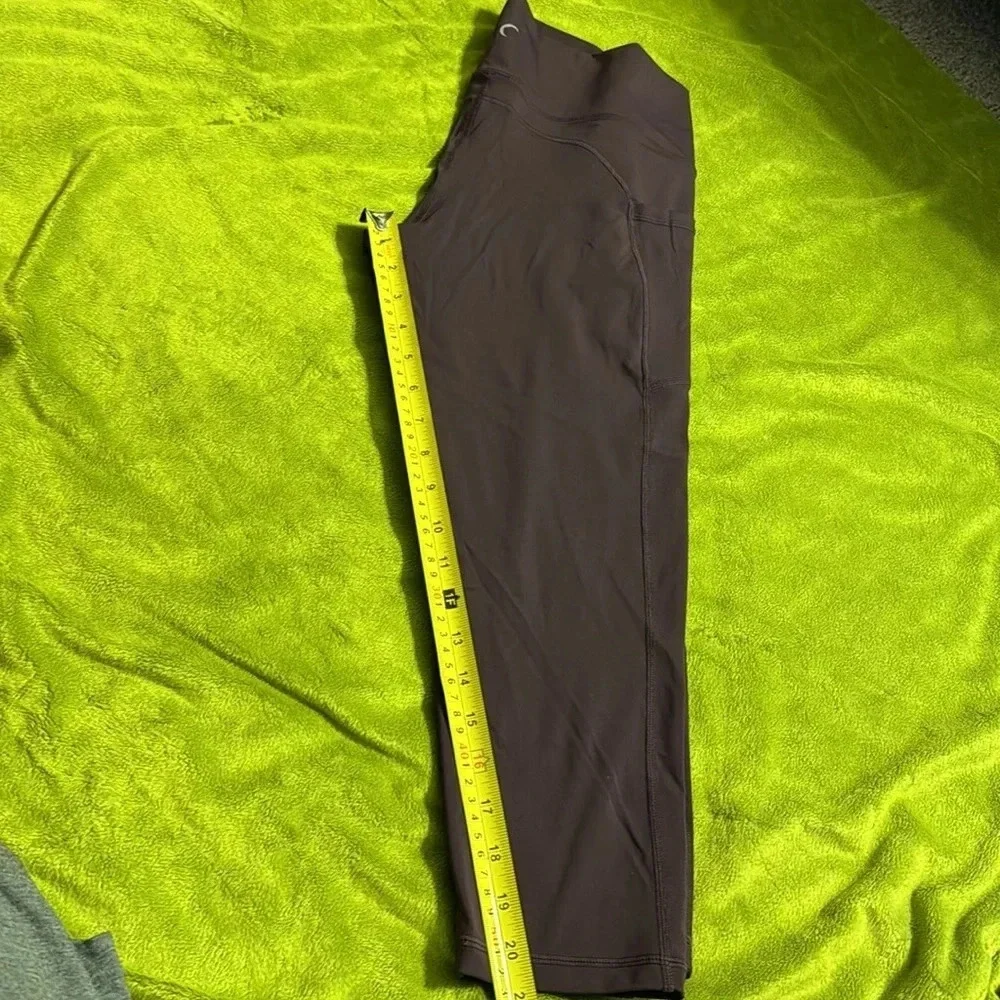 ZYIA Wine Pocket Brillant Hi Rise Capri Legging 20" Size 14-16 - Picture 6 of 7